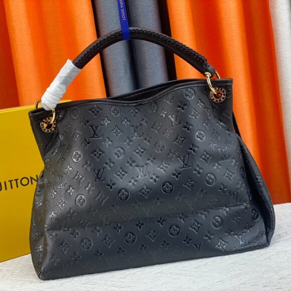 Handbags - New Louis Vuitton  Bag